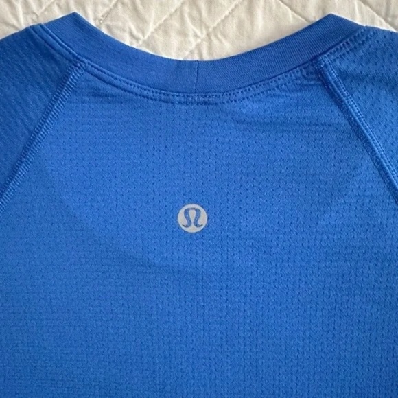Lululemon Women's Blue Swiftly Tech Cropped Short Sleeve Shirt 2.0 Size 4 - Picture 5 of 12